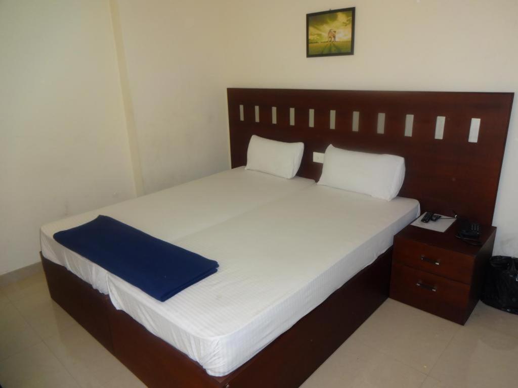 Metro Kochin Business Hotel Εξωτερικό φωτογραφία