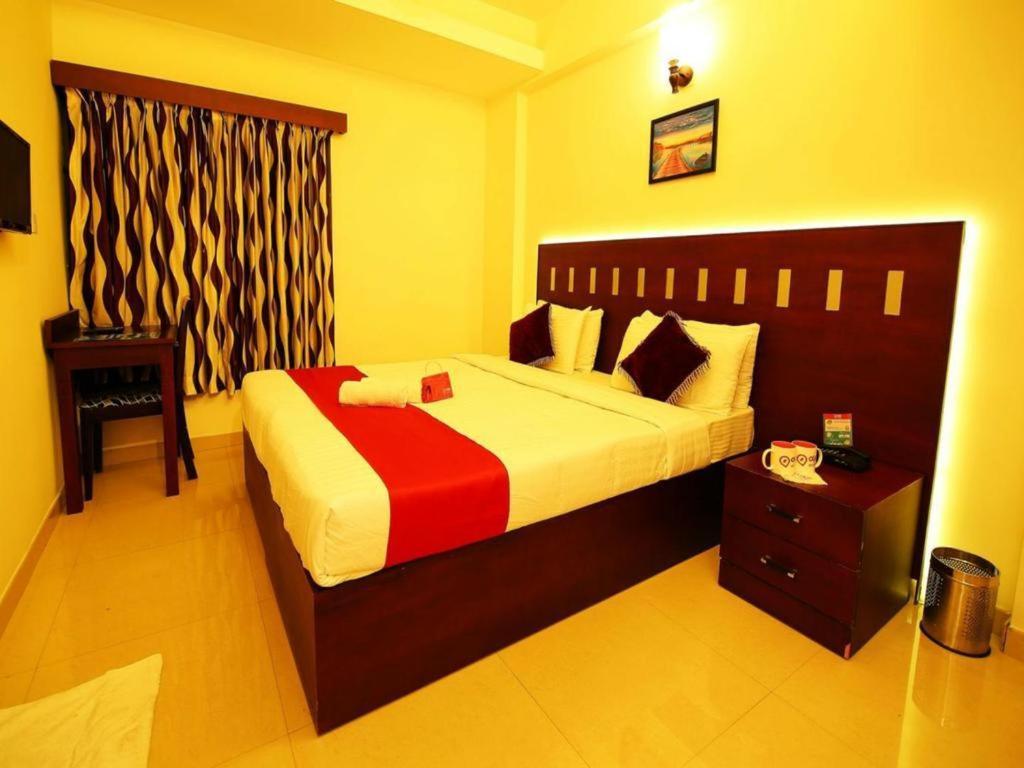 Metro Kochin Business Hotel Εξωτερικό φωτογραφία