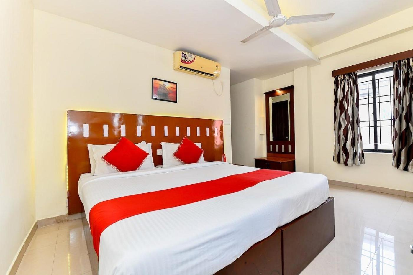 Metro Kochin Business Hotel Εξωτερικό φωτογραφία